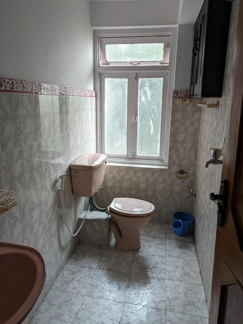 Budget Backpackers Hotel Lalitpur Екстериор снимка