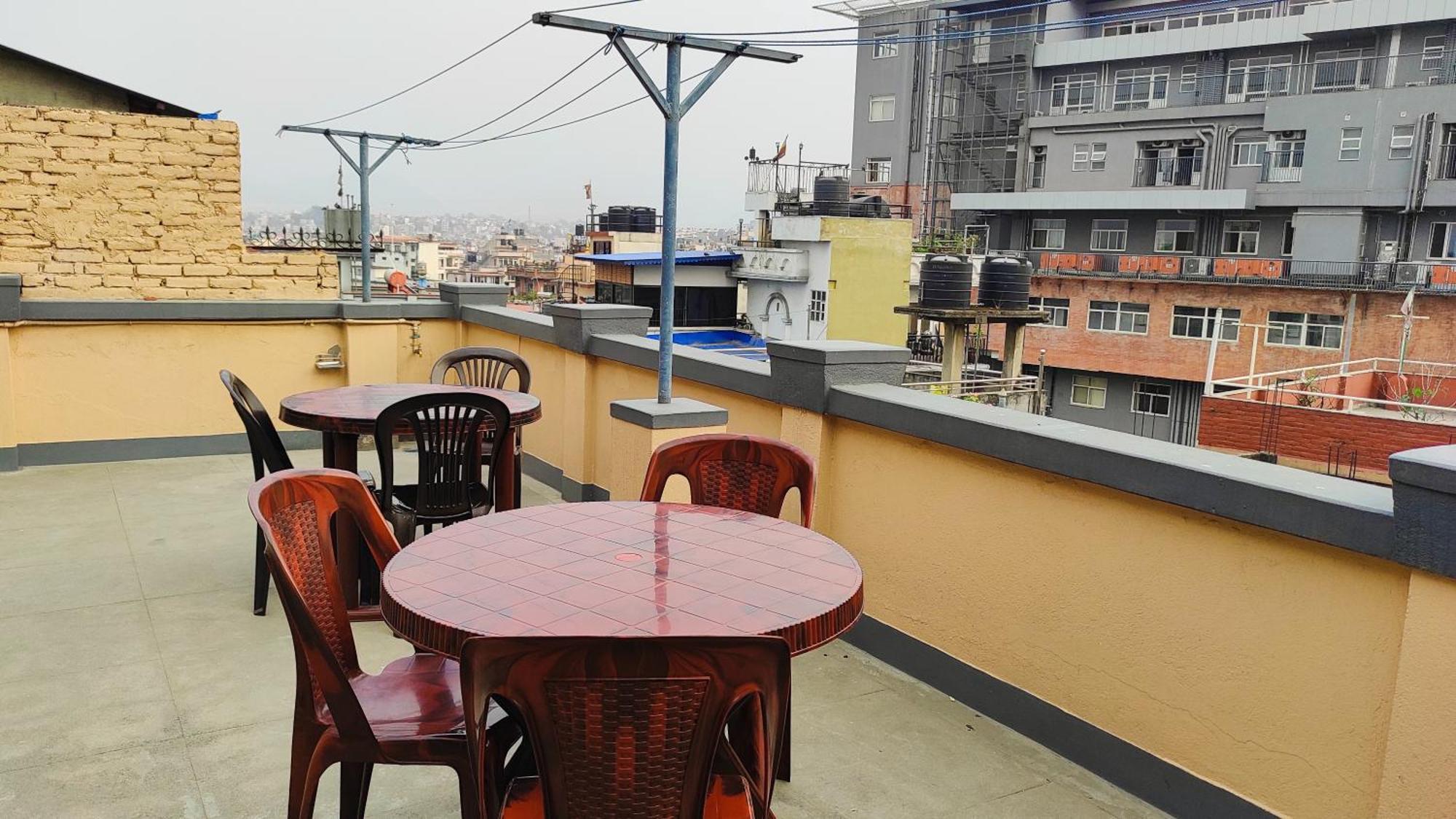 Budget Backpackers Hotel Lalitpur Екстериор снимка