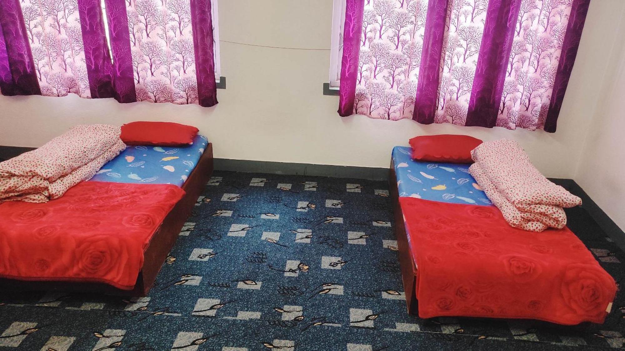 Budget Backpackers Hotel Lalitpur Екстериор снимка